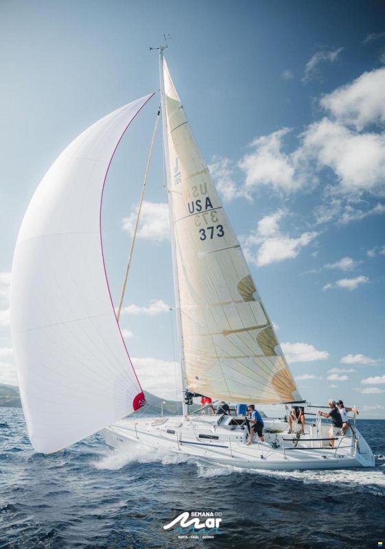 J Boats 105