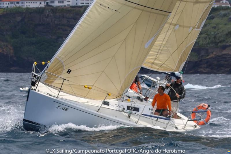 J Boats 105