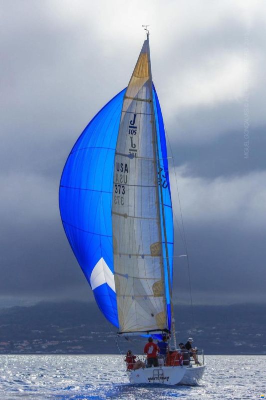 J Boats 105