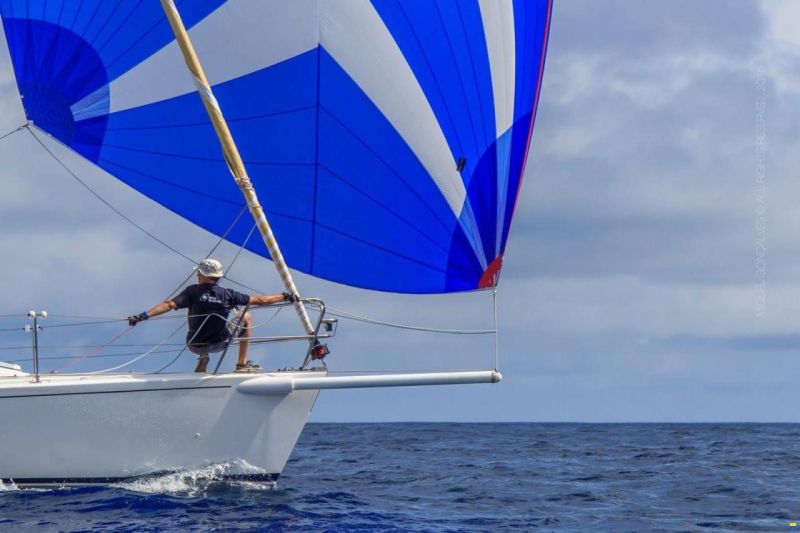 J Boats 105