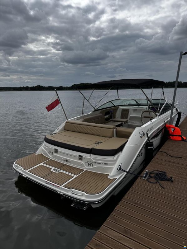 Sea Ray Sun Sport 250 SSE25E