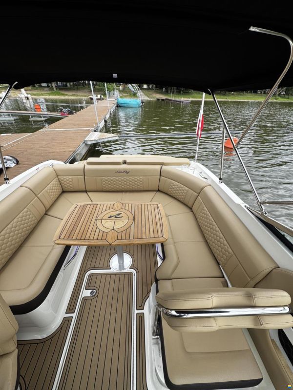 Sea Ray Sun Sport 250 SSE25E