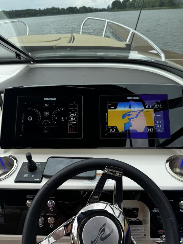 Sea Ray Sun Sport 250 SSE25E