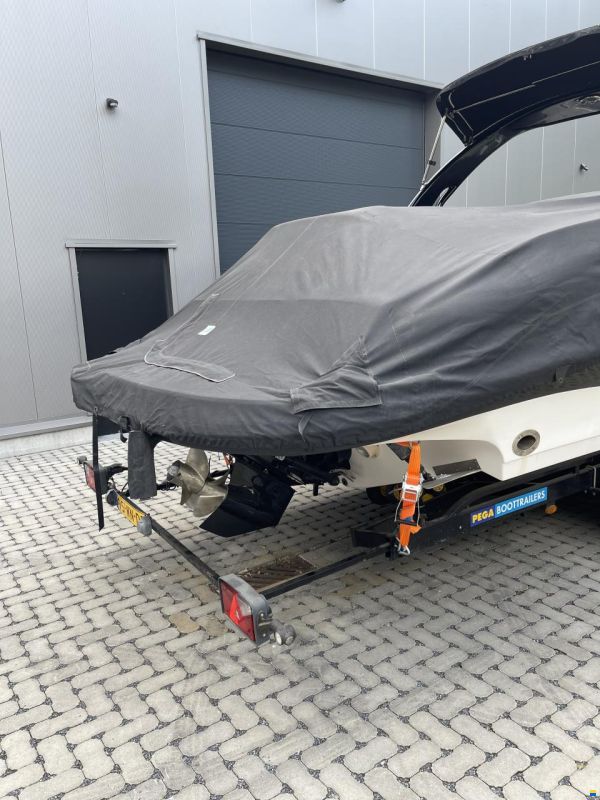 Rinker 296 Captiva