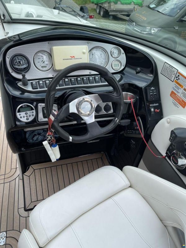 Rinker 296 Captiva