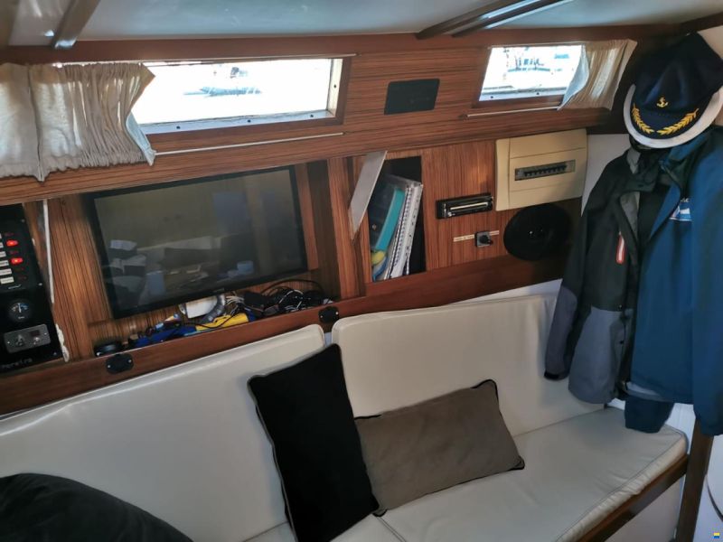 Gibert Marine Chatam 33