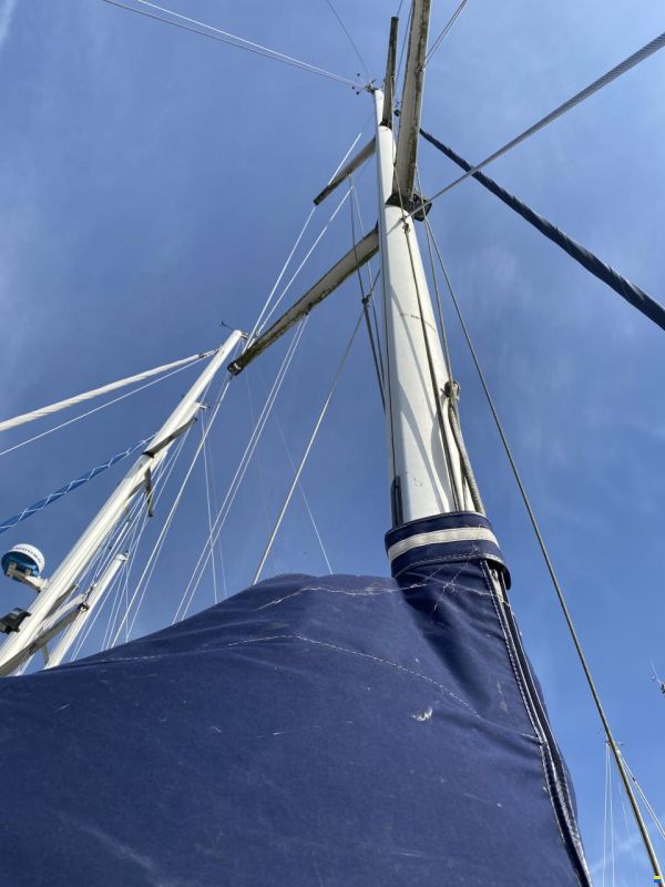 Bavaria 32