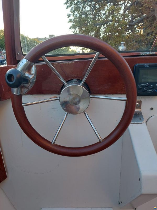 Open launch motorboot
