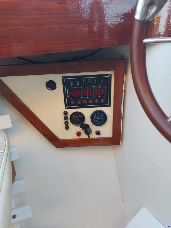 Open launch motorboot