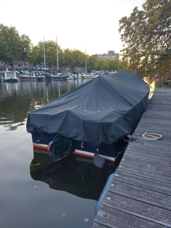 Open launch motorboot
