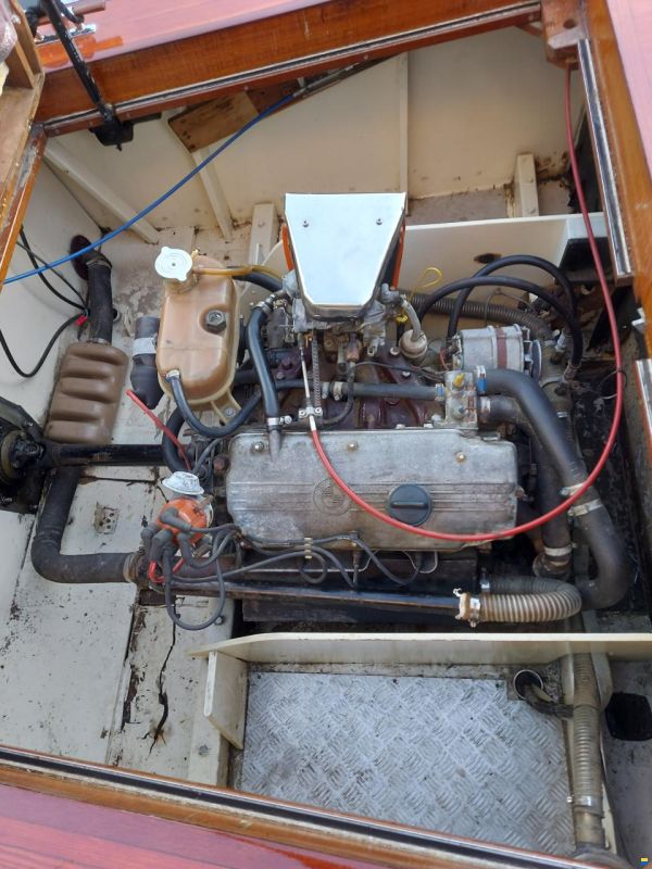 Open launch motorboot