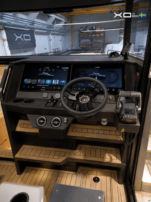 XO Boats EXPLR 44