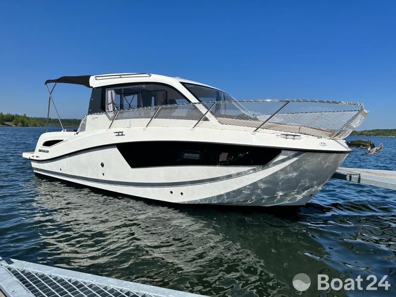 Quicksilver 755 Weekend