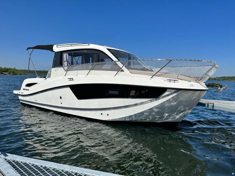 Quicksilver 755 Weekend
