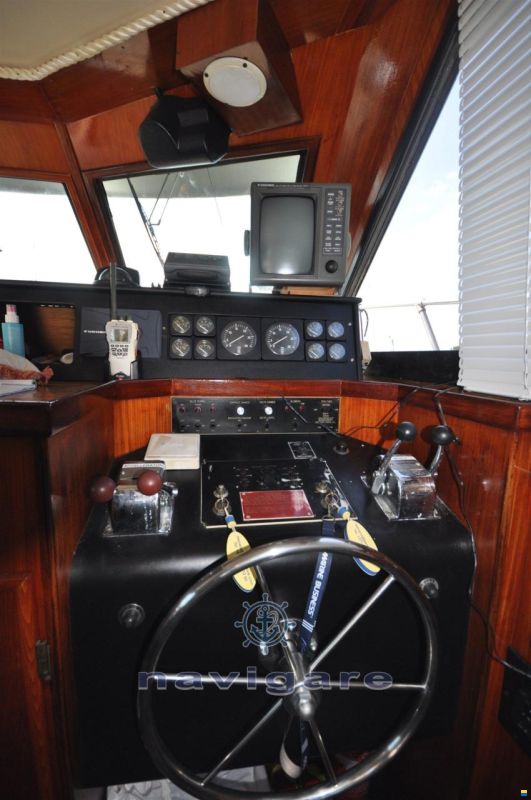 Hatteras 38 SF