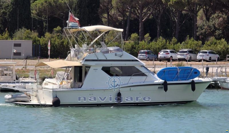 Hatteras 38 SF