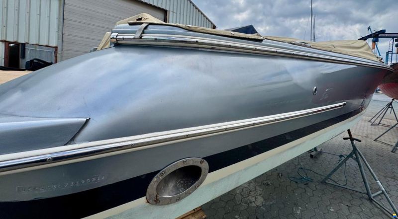 Chris Craft Launch 25