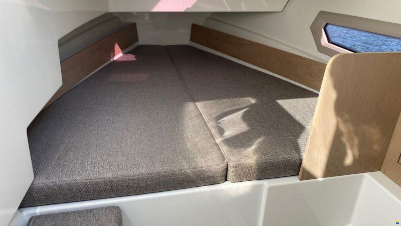 Quarken 27 Cabin