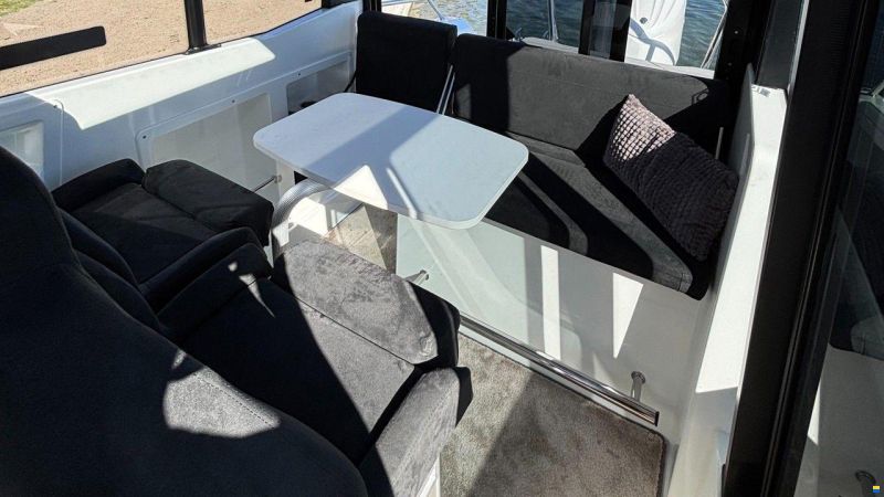 Quarken 27 Cabin