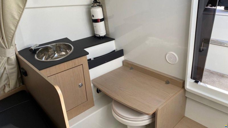 Quarken 27 Cabin