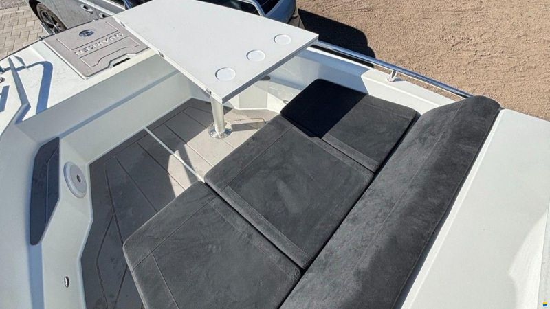 Quarken 27 Cabin