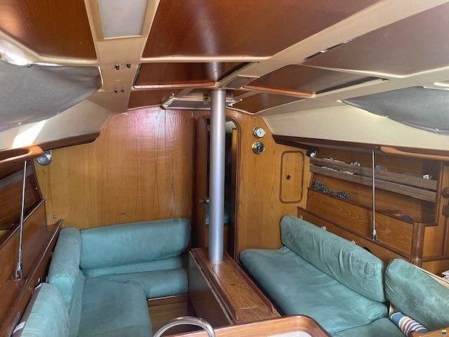 Beneteau Oceanis 350