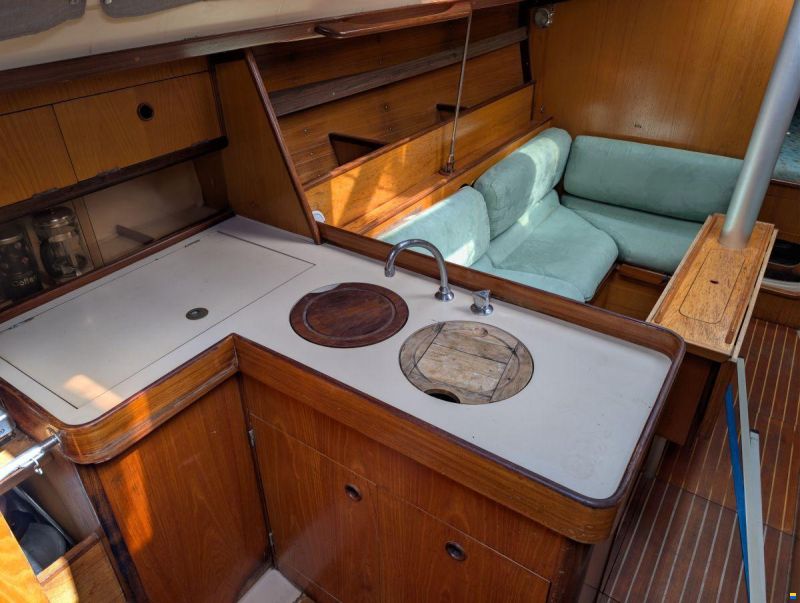 Beneteau Oceanis 350