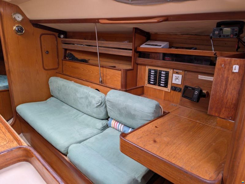 Beneteau Oceanis 350