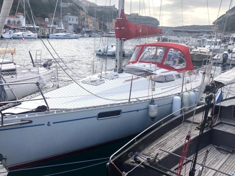 Beneteau Oceanis 350