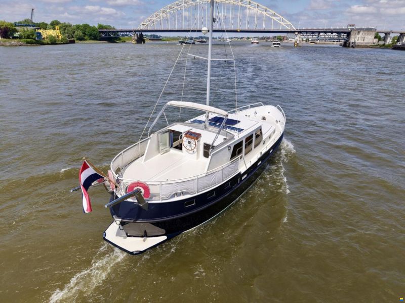 Monty Bank Kotter 41 AK Cabrio
