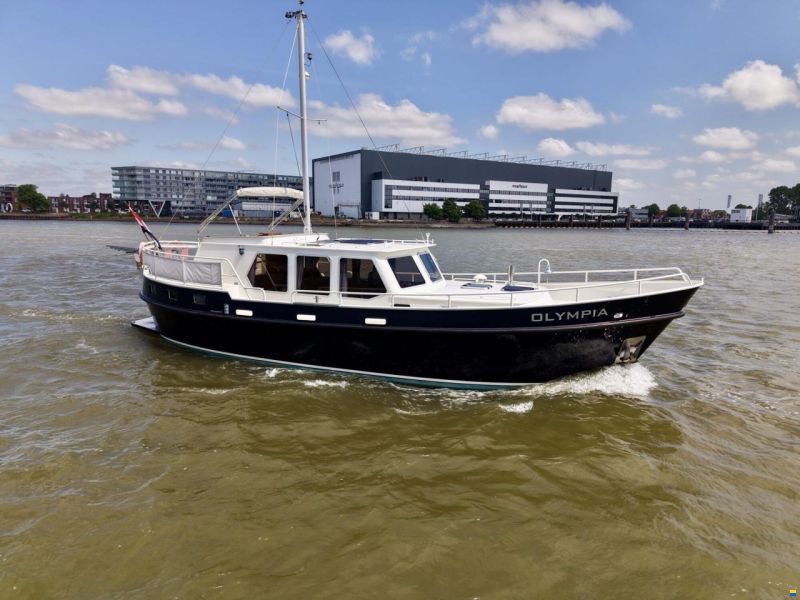 Monty Bank Kotter 41 AK Cabrio