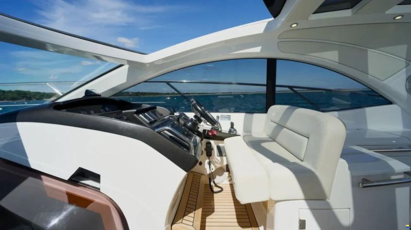 Sunseeker San Remo