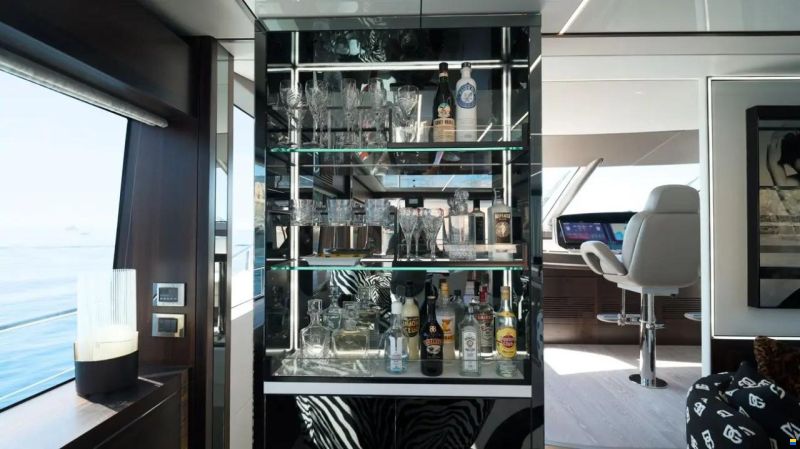 Sunseeker 76 Yacht