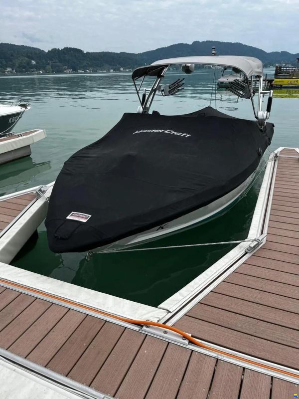 MasterCraft XT23 | 2018 | blanc - Kahuna Blue