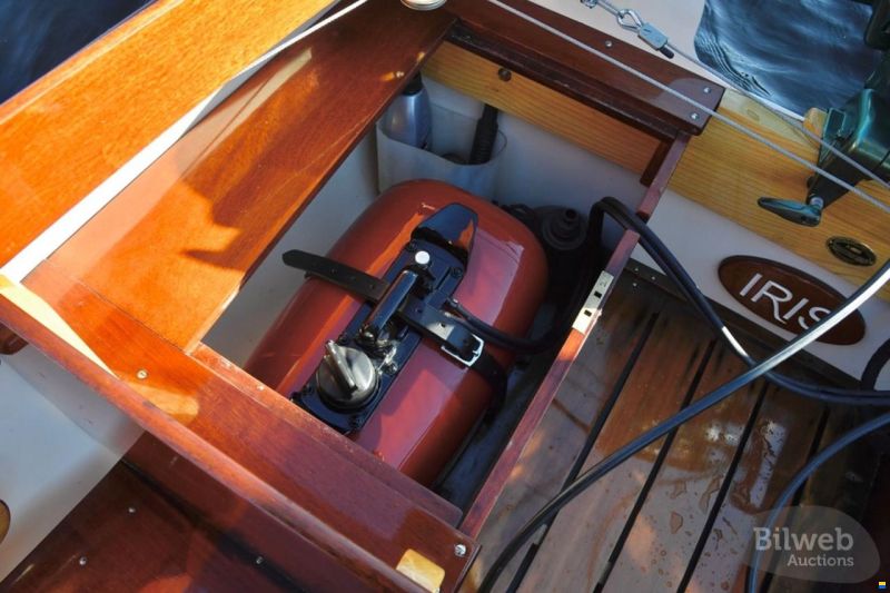 Alloy Yachts Realloy Pilen