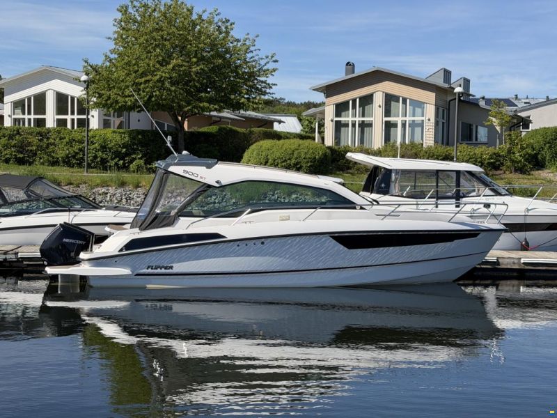 Flipper 900 ST