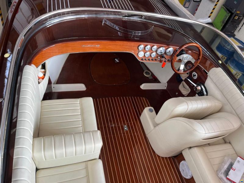 Columbus Yachts Super Junior 25