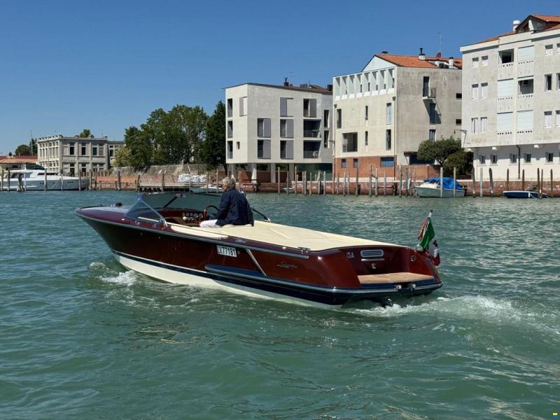 Columbus Yachts Super Junior 25