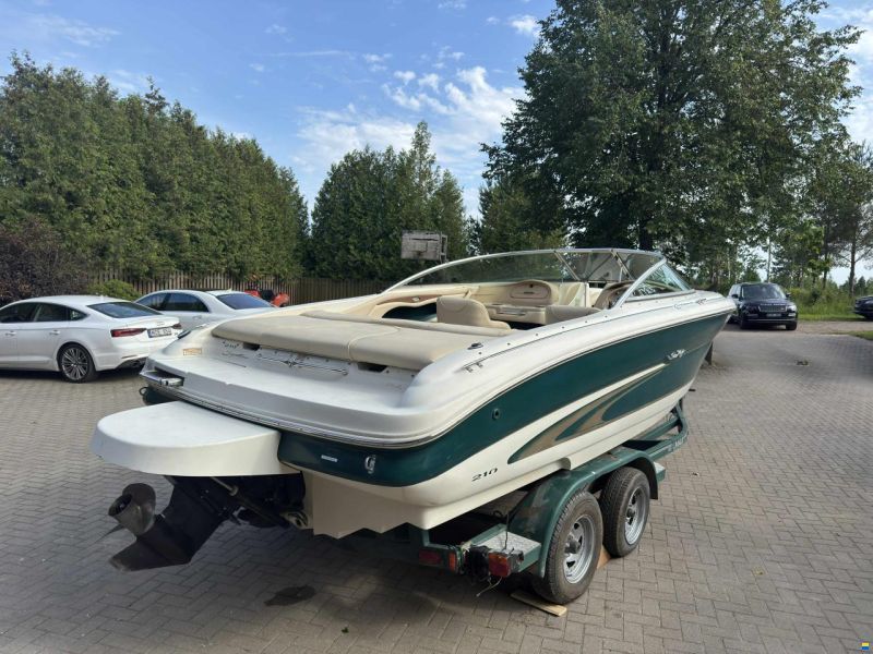 Sea Ray 210 Bowrider Signature