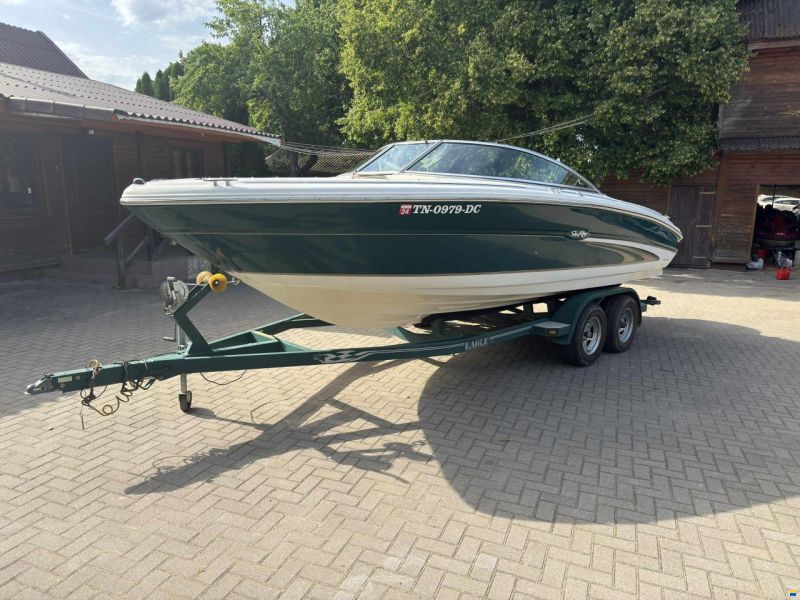 Sea Ray 210 Bowrider Signature