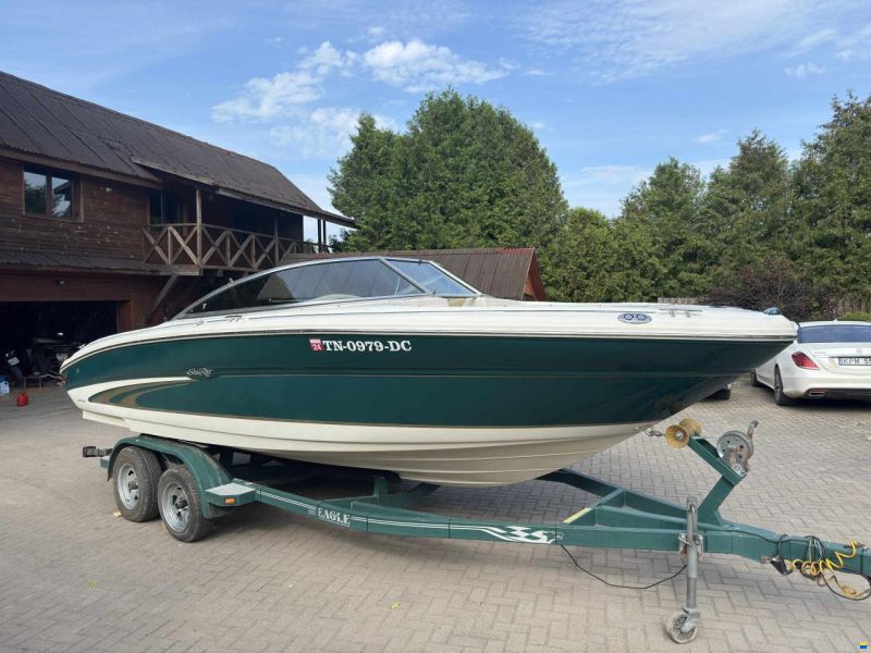 Sea Ray 210 Bowrider Signature