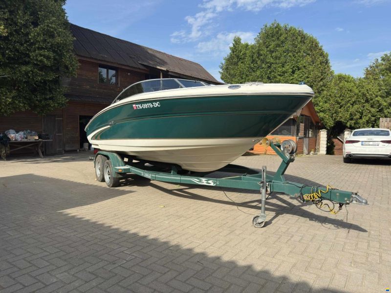 Sea Ray 210 Bowrider Signature