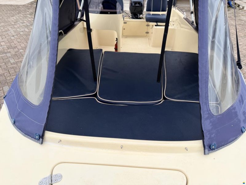 Onbekend Stabiele Motorboot Sloep