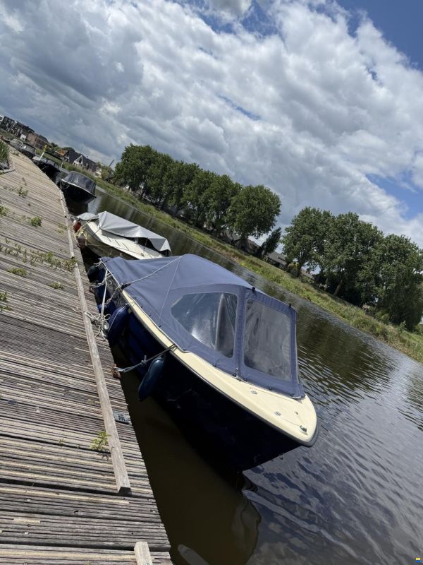 Onbekend Stabiele Motorboot Sloep