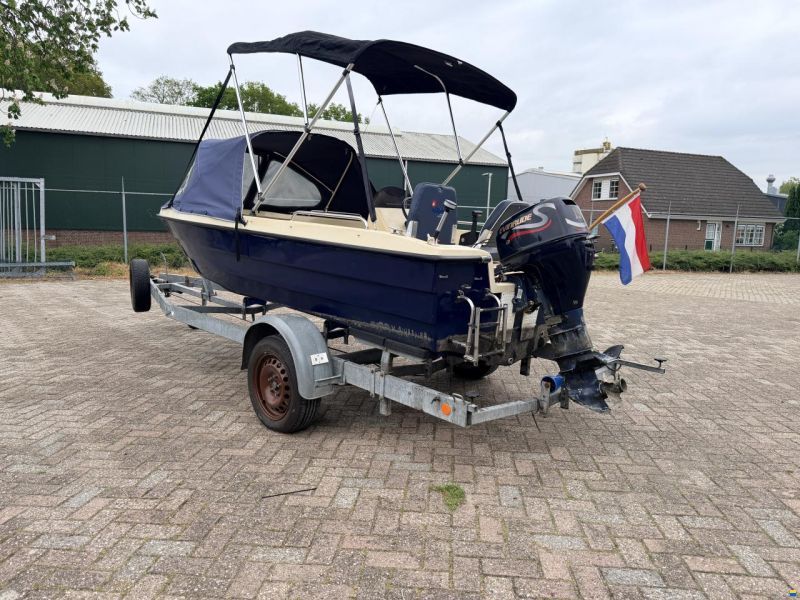 Onbekend Stabiele Motorboot Sloep