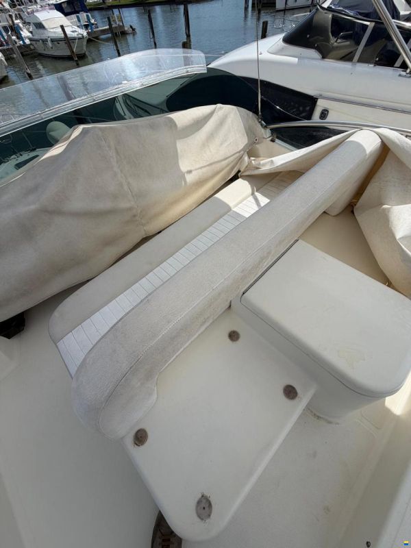 Azimut 40