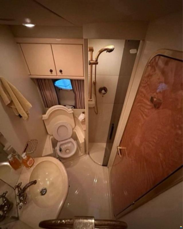 Sunseeker Camargue 55
