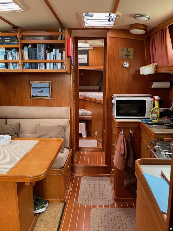 Northshore Yachts Fisher 37