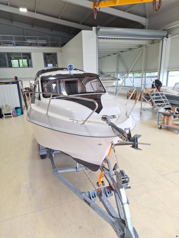 Quicksilver 640 Weekend