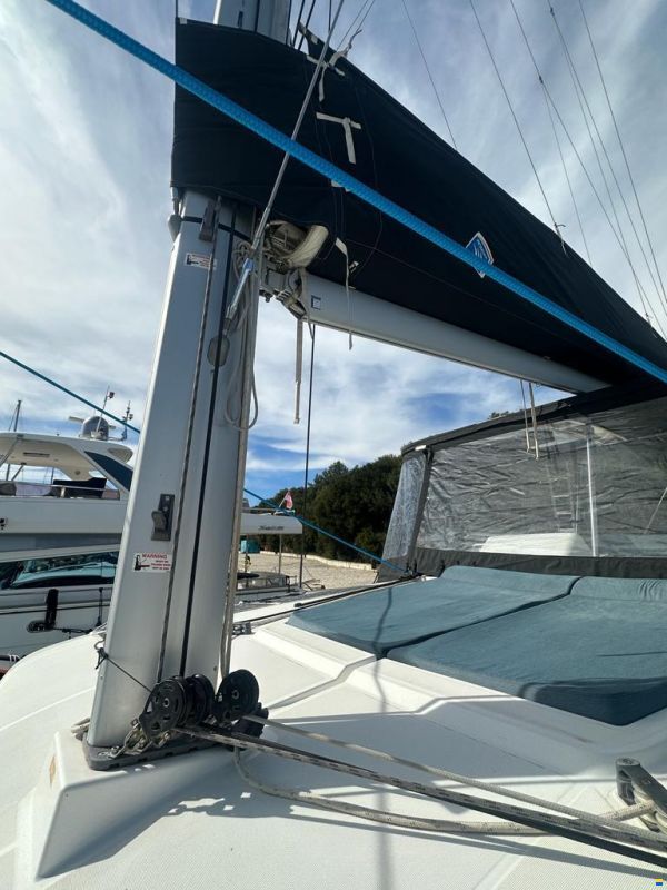 Lagoon 450F
